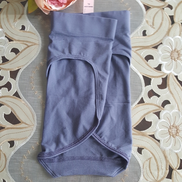 Victoria Secret High leg Briefs NWT - Picture 5 of 8